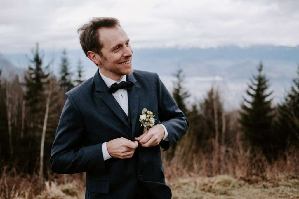 Costume 3 pièces hiver mariage montagne