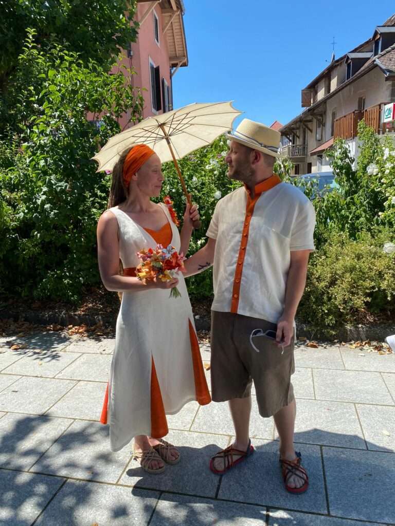 Tenues de cérémonie coordonnées homme-femme en lin et soie